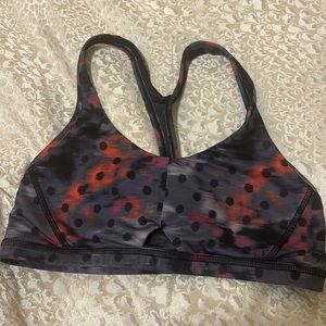 lululemon sports bra polka dot sz 6